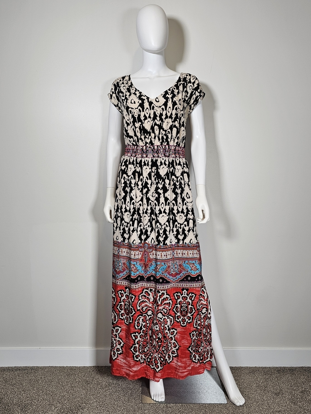 Vanessa Virginia Patterned Silk V-Neck Maxi Dress in Black Cream & Red Sz 8